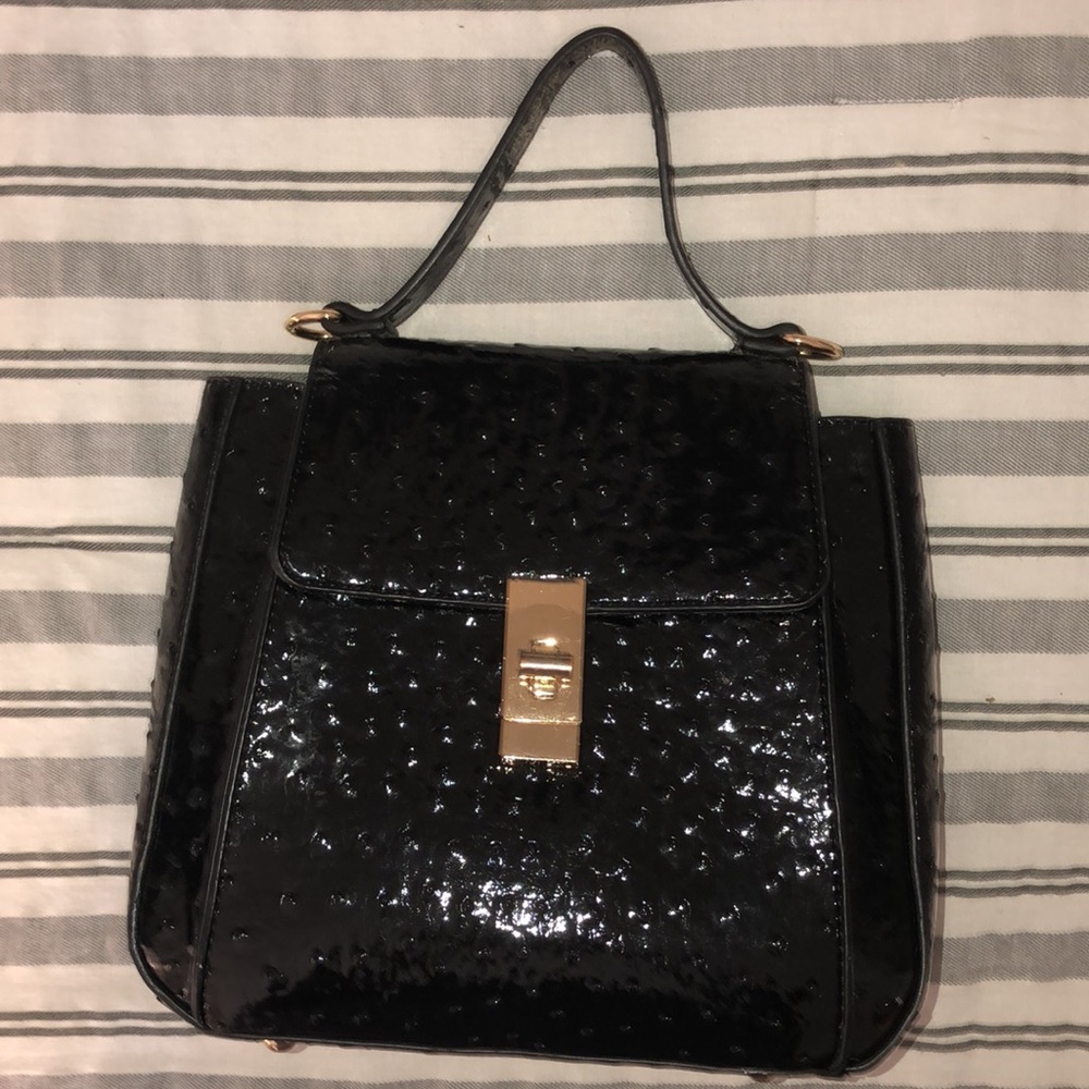 Medium size purse